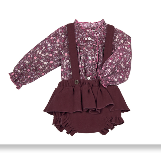 CONJUNTO CALZON TIRANTES CON BLUSA