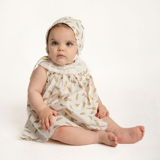 VESTIDO PLUMAS DORADAS