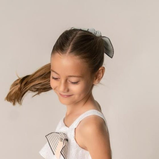 DIADEMA NUDO RAYAS GRIS