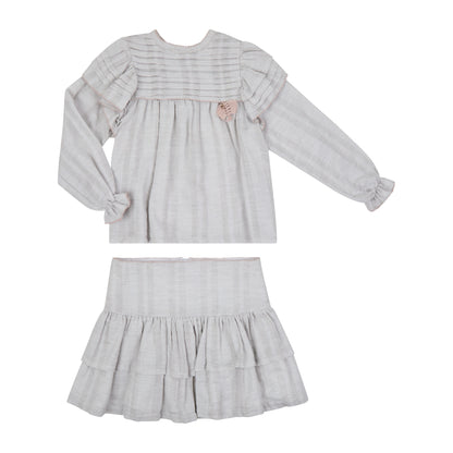 FALDA Y BLUSA GRIS PERLA