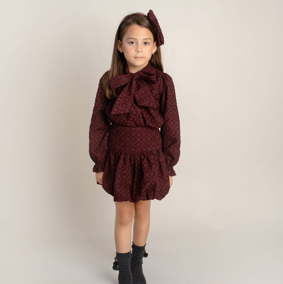 CONJUNTO FALDA Y BLUSA BROCADO VINO