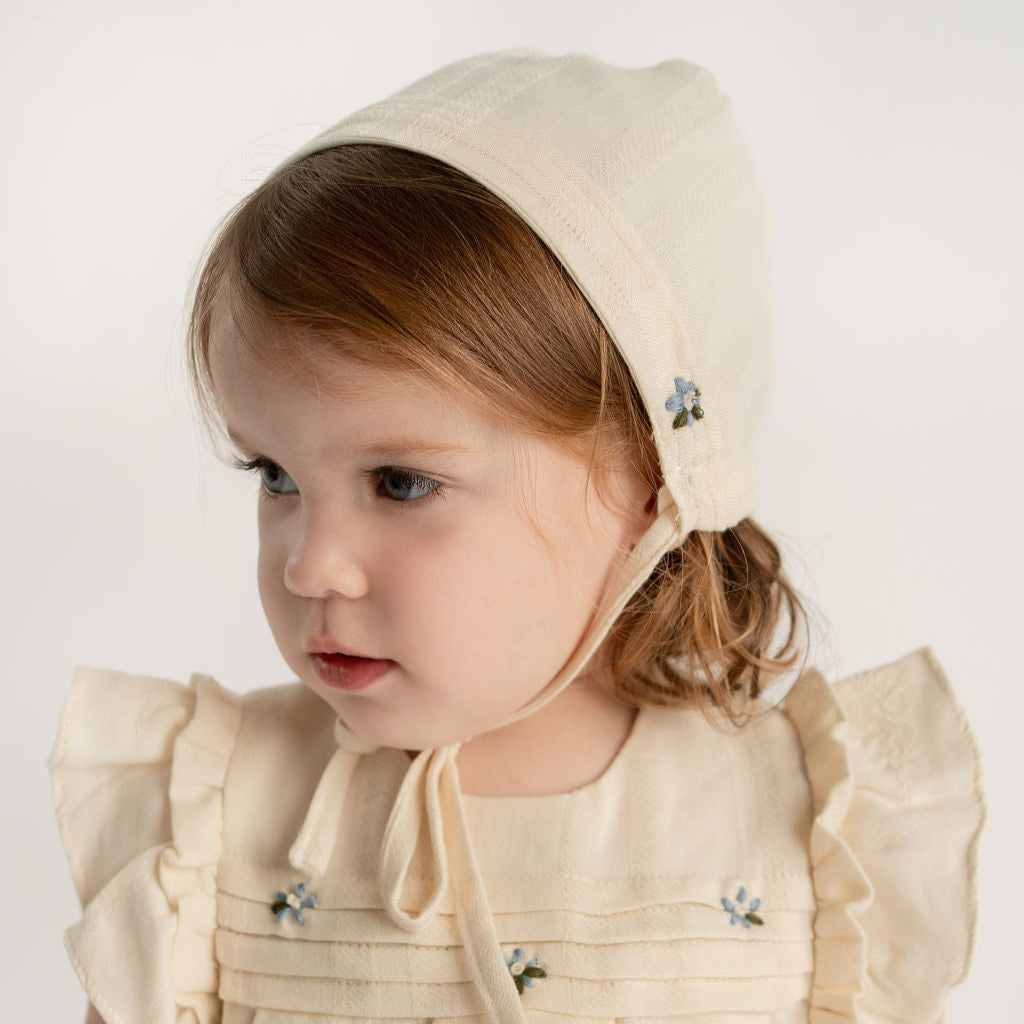 CAPOTA BEIGE BORDADO