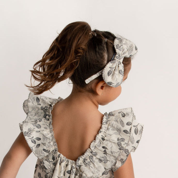 DIADEMA HOJAS GRIS